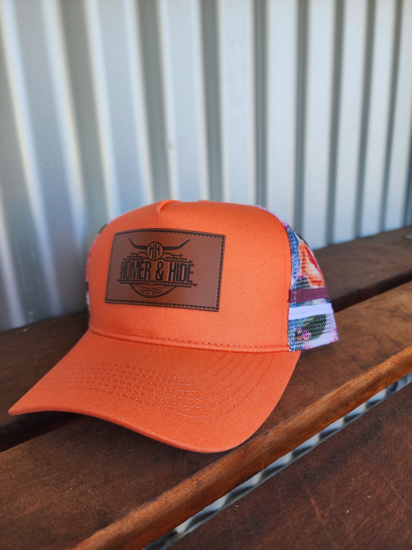 Orangy peach with cactus back pony cap (patch)
