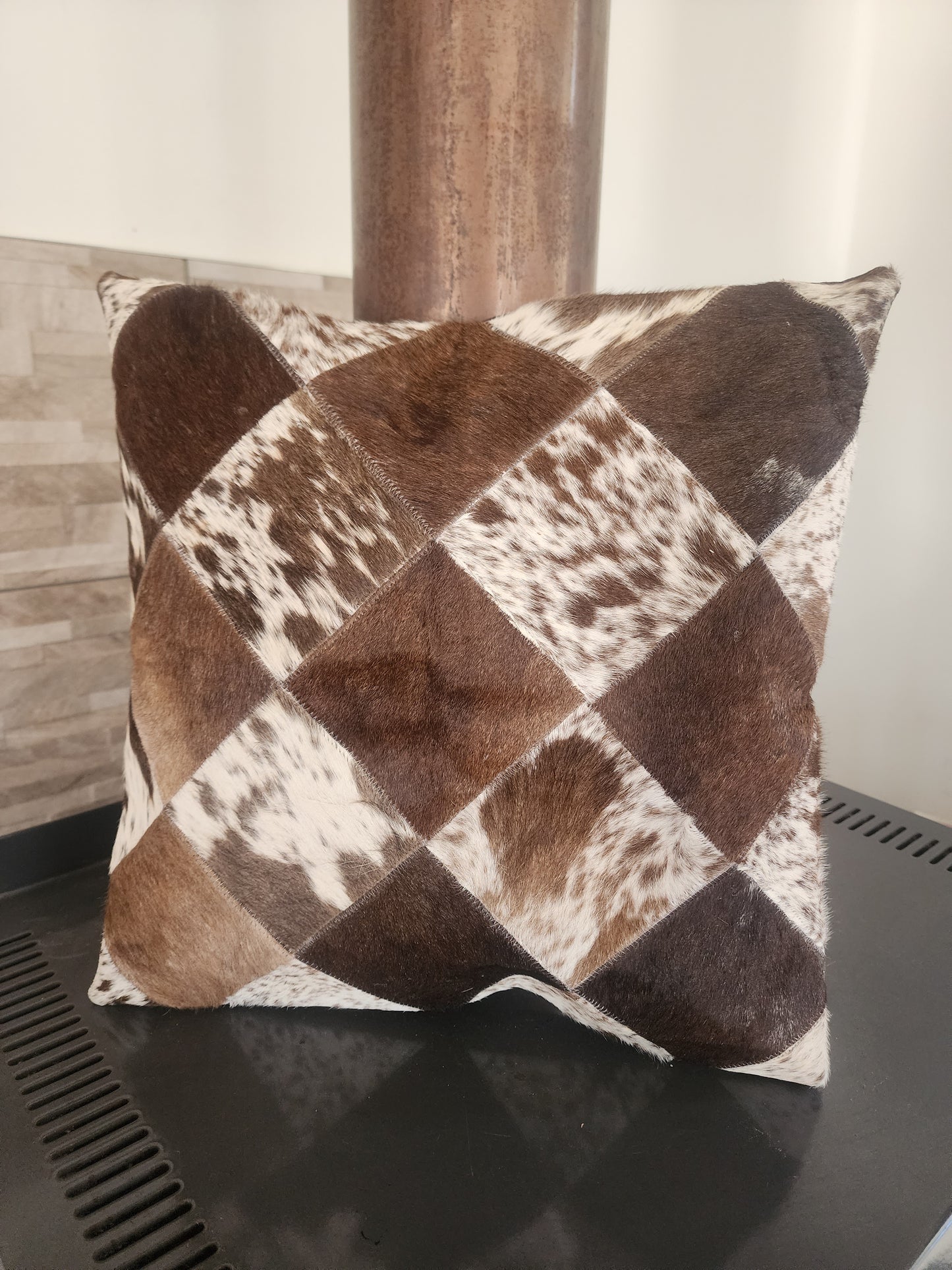 Cowhide cushion - Brown patch work