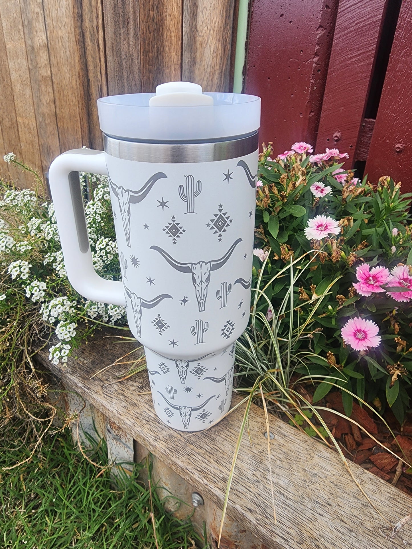 40oz cow skull cactus Travel mug- white