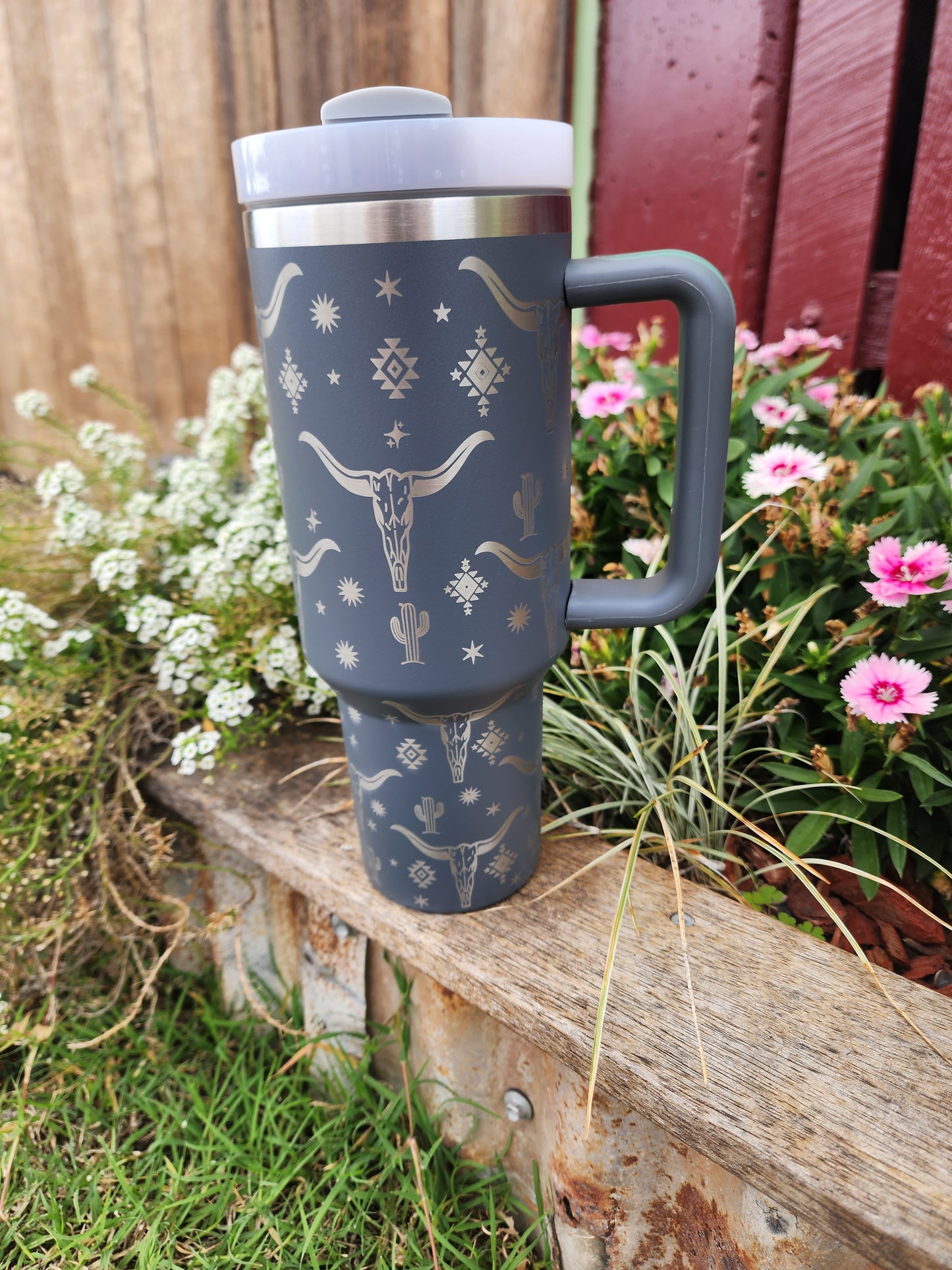 40oz cow skull cactus Travel mug- Dark grey