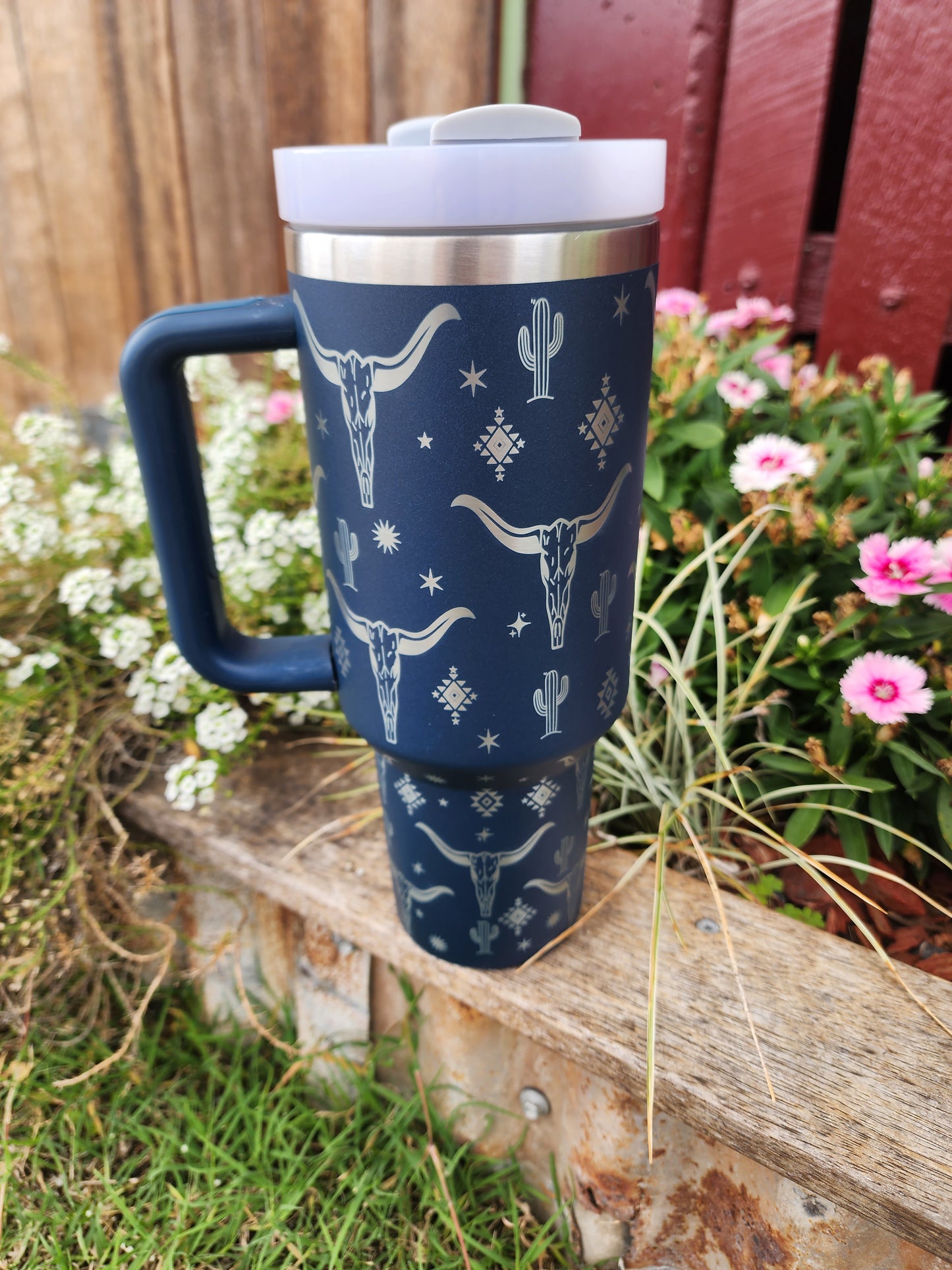 40oz cow skull cactus Travel mug- Navy blue