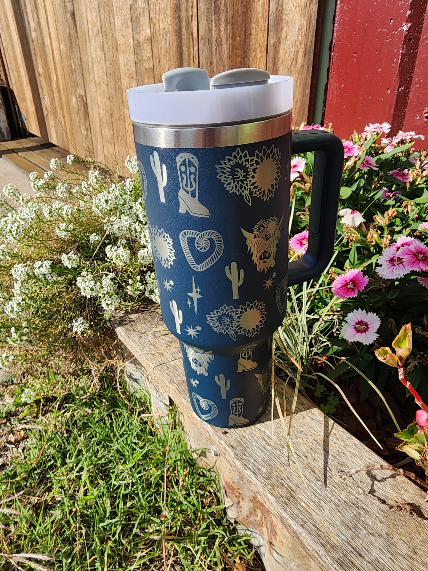 40oz Highland cow cactus travel mug - Navy