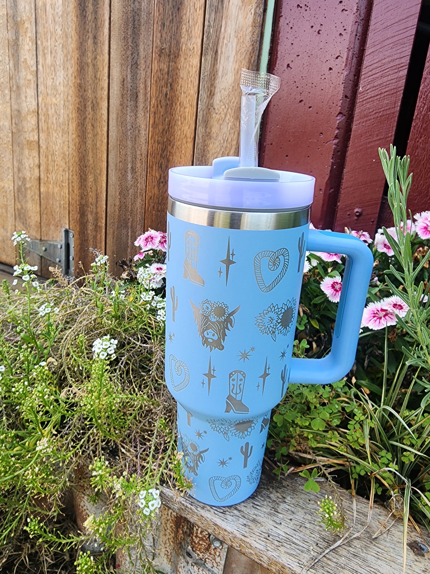 40oz Highland cow cactus travel mug - sky blue