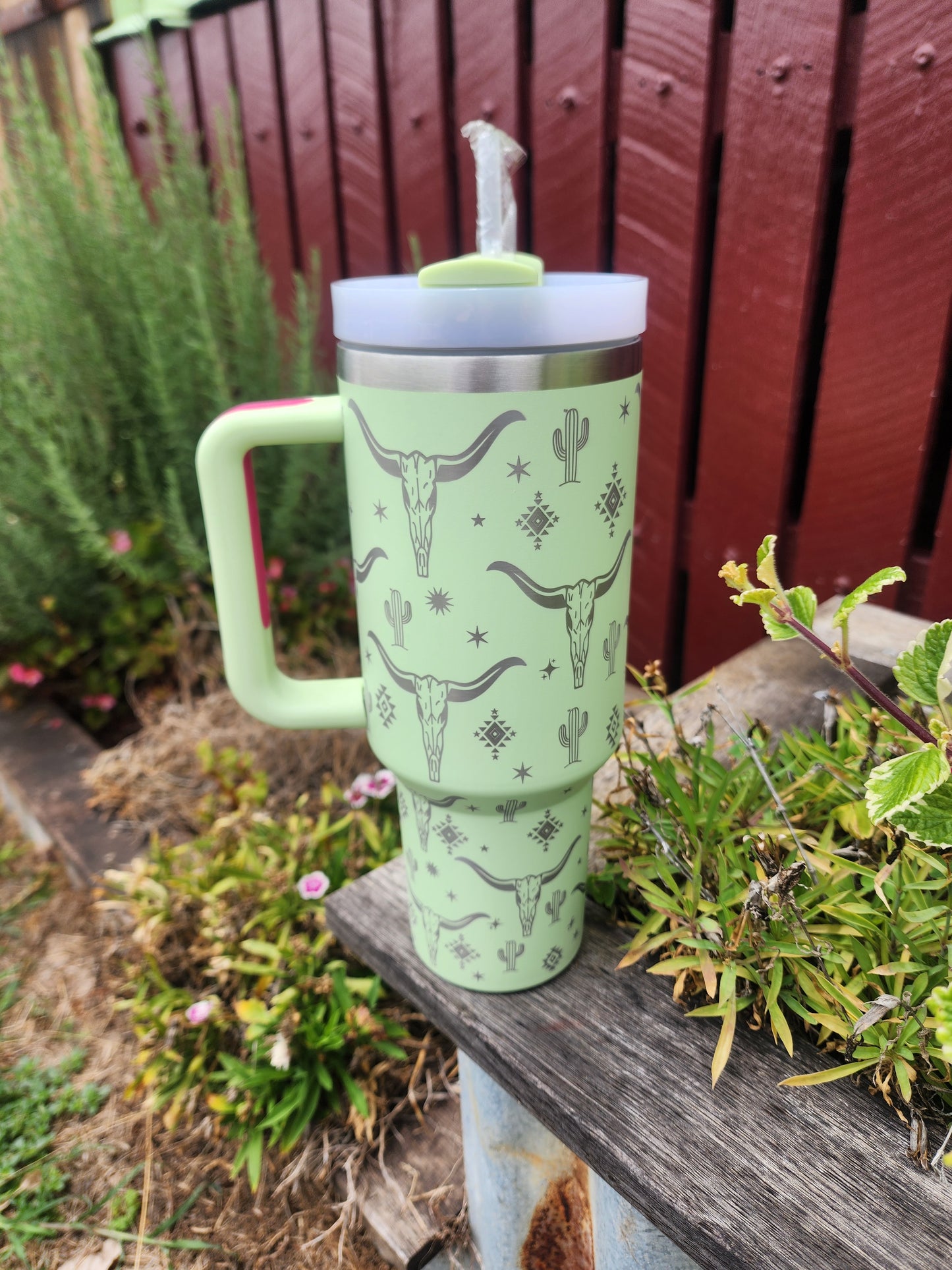 40oz cow skull cactus Travel mug- pale green pink grip