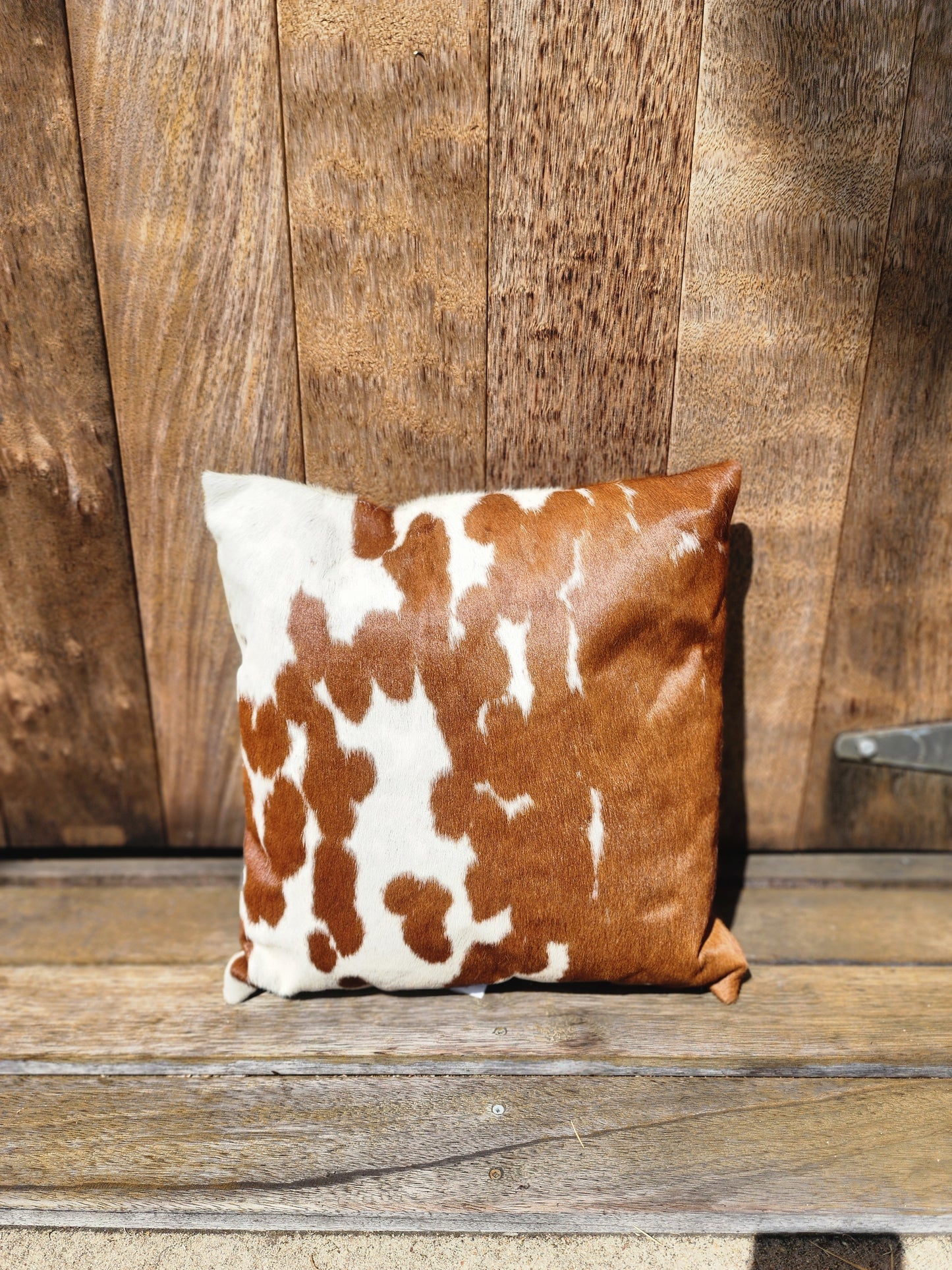 Cowhide cushion- Tan and white