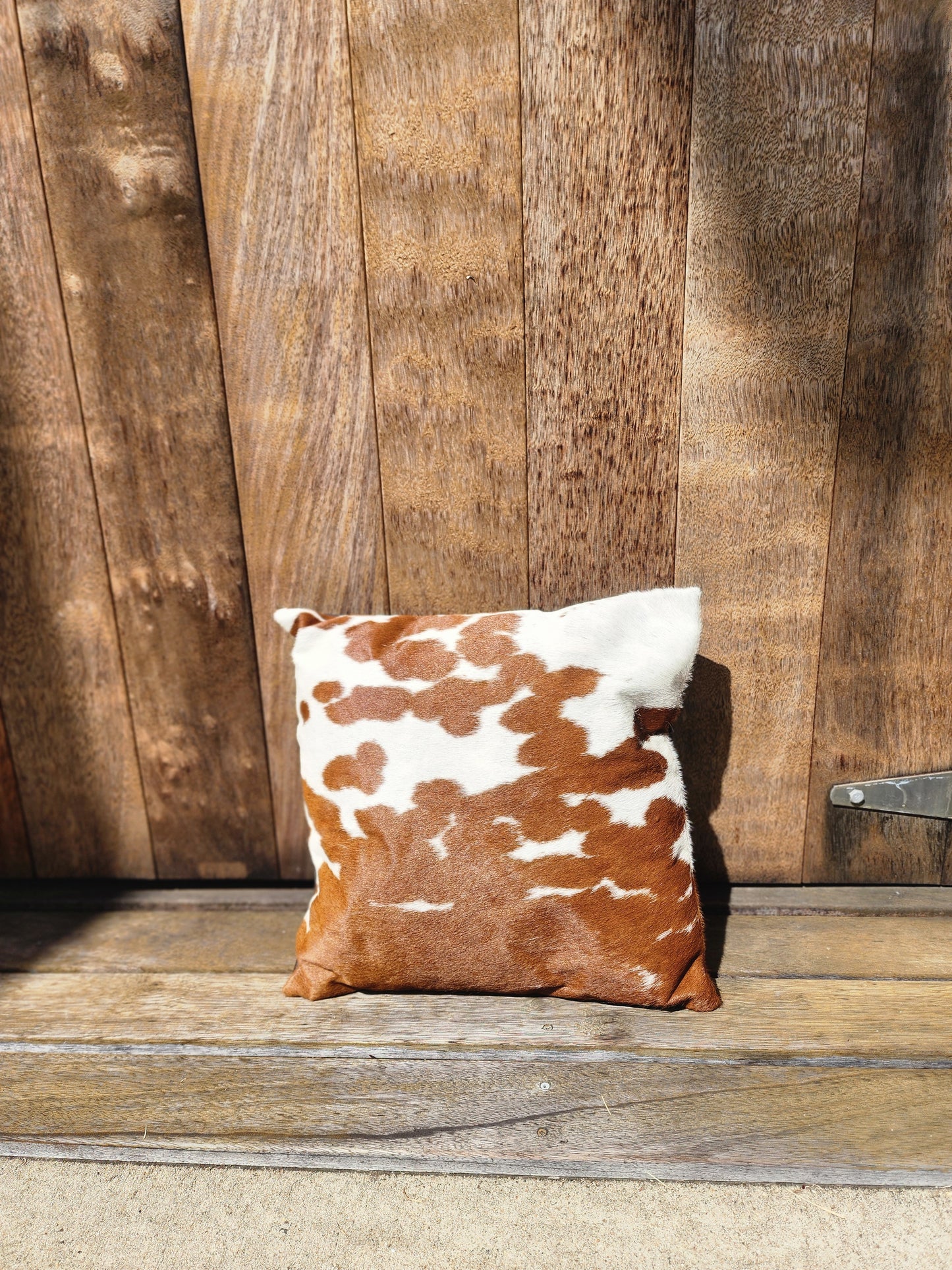 Cowhide cushion- Tan and white