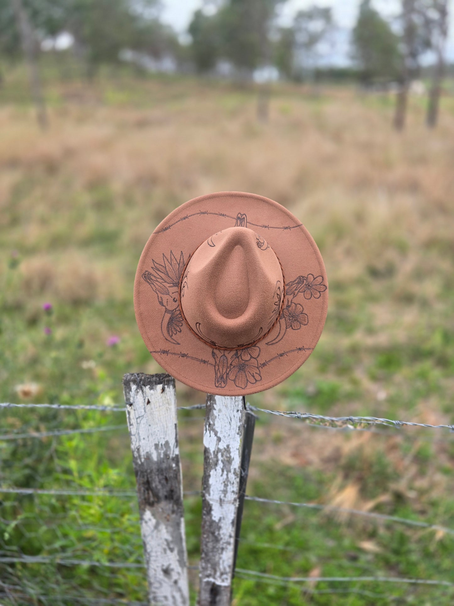 Cow skull floral(Tan)