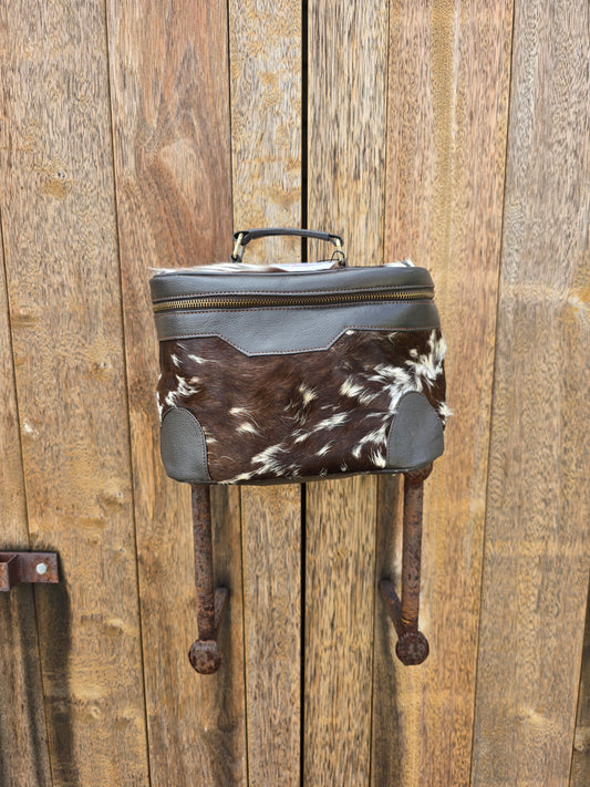 Cow hide beauty case #07