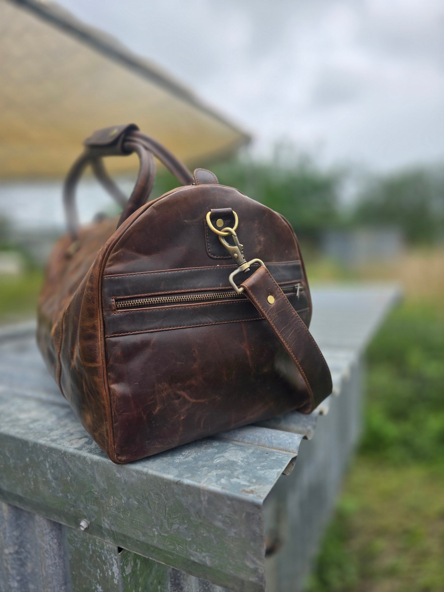 Antique leather Weekender Bag