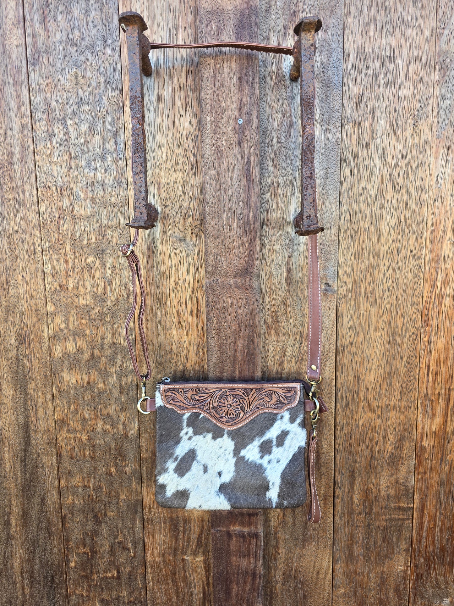 Tooled clutch bag - Brown #02