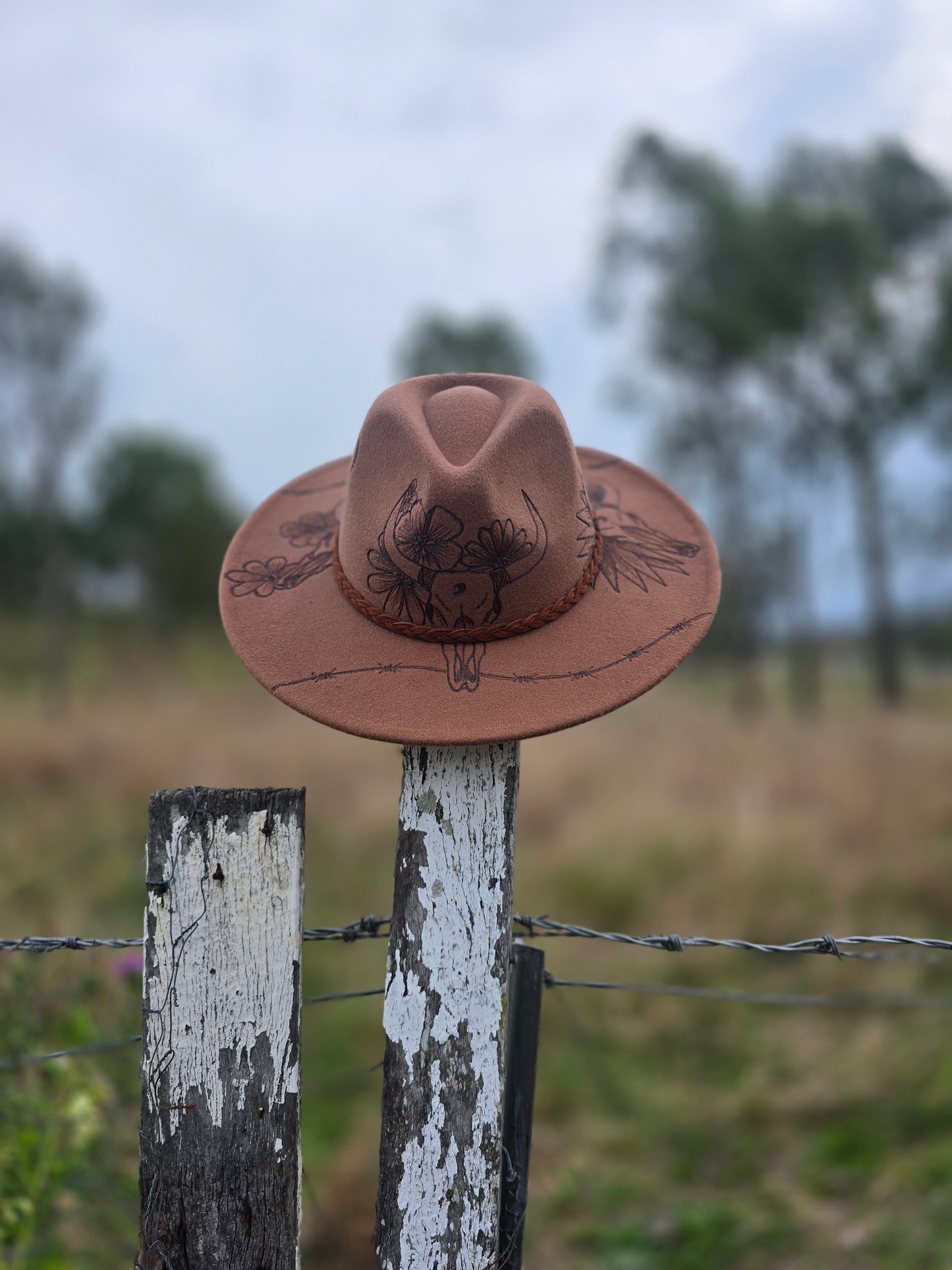 Cow skull floral(Tan)