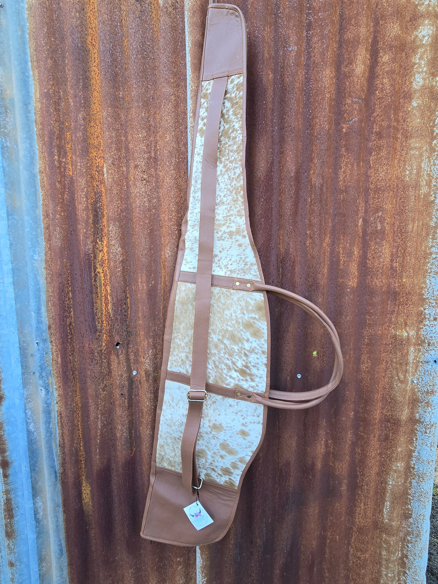 Tan and white rifle bag #07